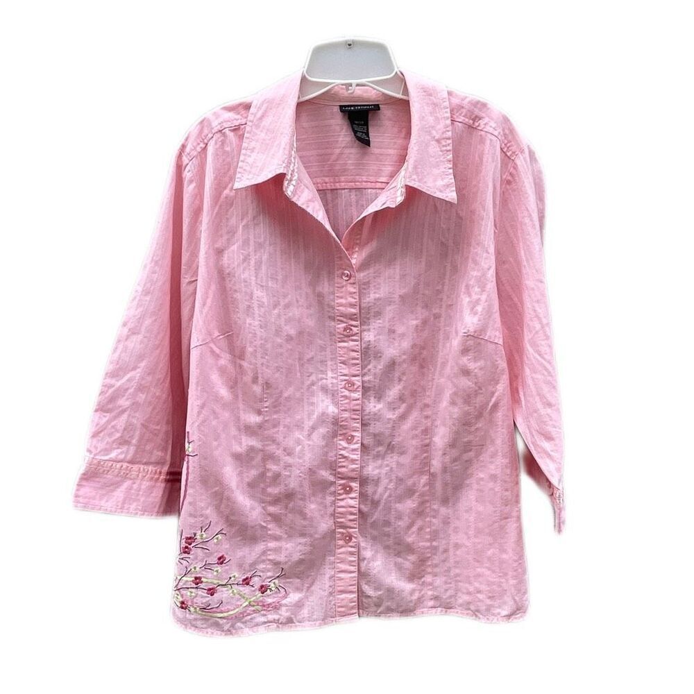 Lane Bryant size 18 100% cotton embroidered 3/4 “ sleeve button front  top
